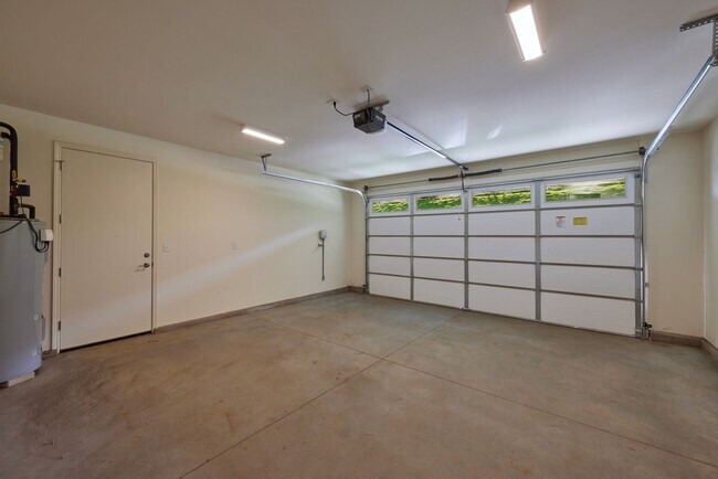 Building Photo - 3 Bedroom / 2 Bathroom – New Build for Lease in Anuhea at Kehalani (Pet Friendly!)