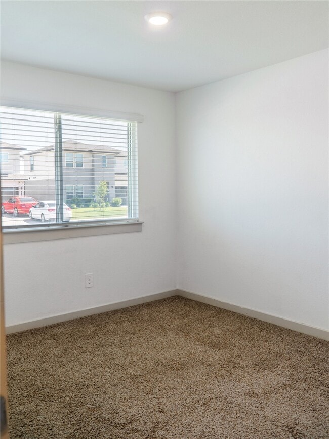 Building Photo - 711 Boer Plns Dr