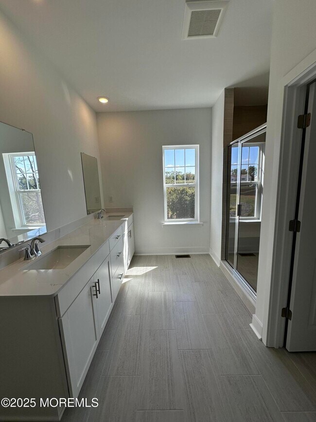 Building Photo - 2707 Journey Ave