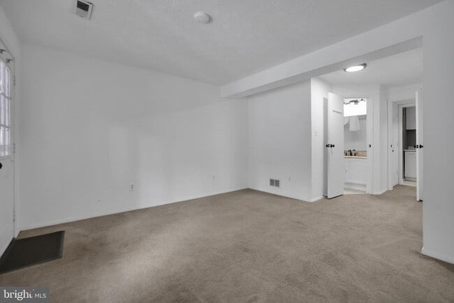 Building Photo - 1645 10th St S