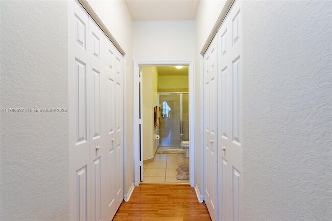 Building Photo - 13157 SW 44th St