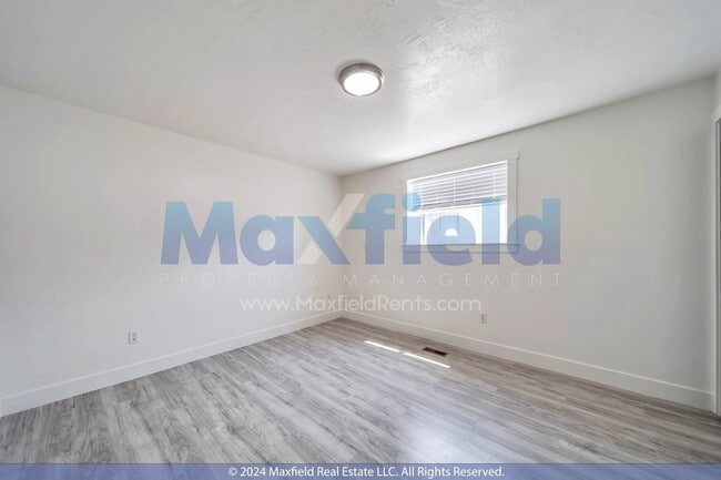 Building Photo - North Salt Lake 2 BD 1 BA - $500.00 Security Deposit OAC -Brookside Lofts Unit 18