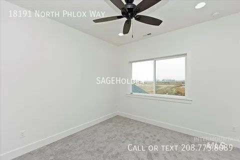 Building Photo - 18191 N Phlox Way