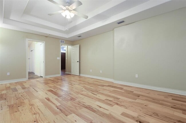 Building Photo - 91 Lancelot Dr
