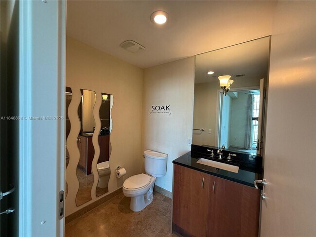 Building Photo - 300 S Biscayne Blvd