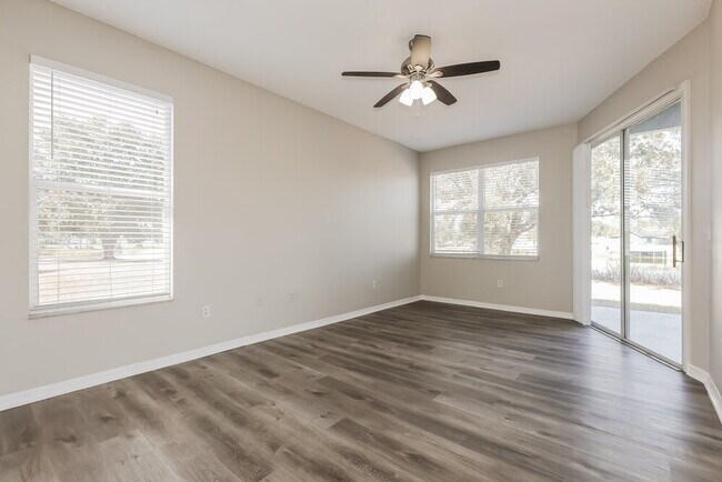 Building Photo - 1223 Alpine Lake Dr