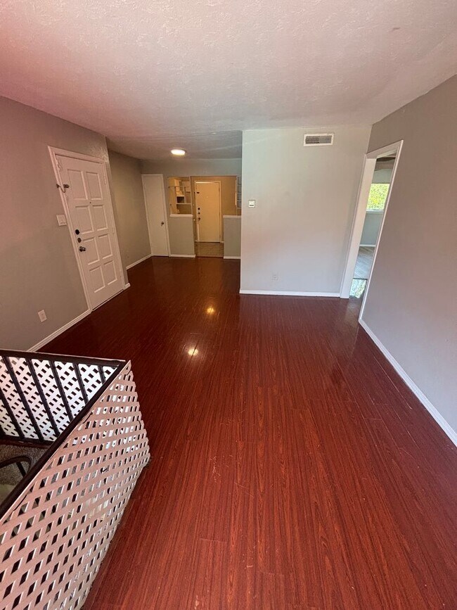 Building Photo - Experience the ultimate comfort of living ...