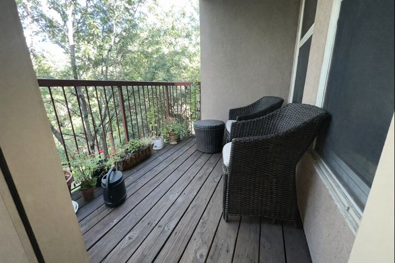 Building Photo - 500 N 2nd St