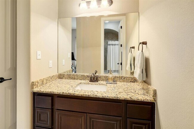 Building Photo - 120 Camp Verde Dr