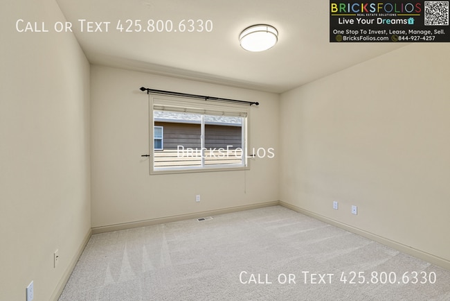 Building Photo - Redmond Ridge Luxury Living | East-Facing Murray Franklyn Gem