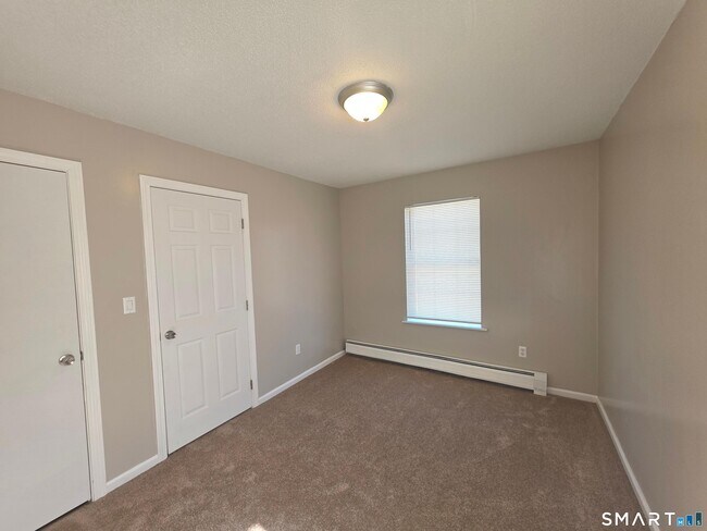 Building Photo - 15 Mc Donald Ave