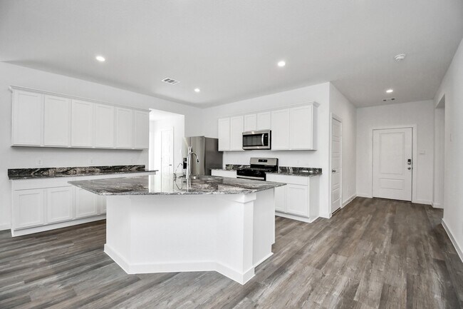 Building Photo - 8519 Swenson Ln