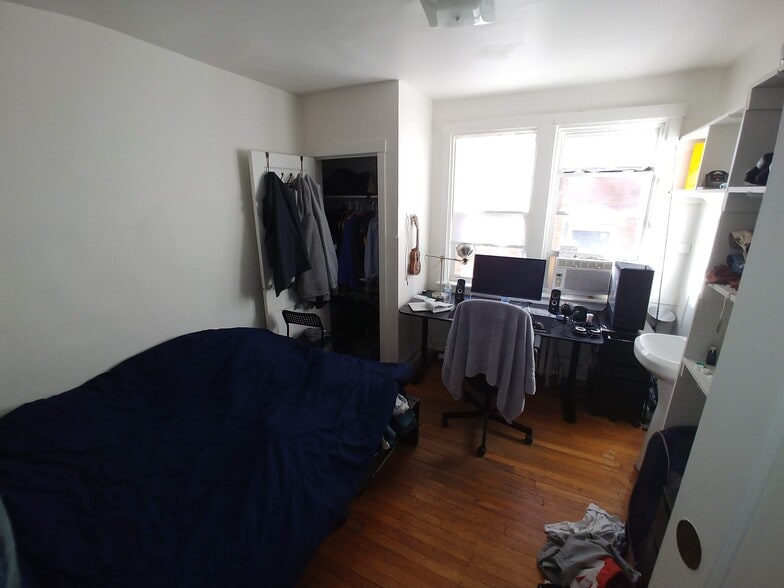 Building Photo - 5609 Wilkins Ave