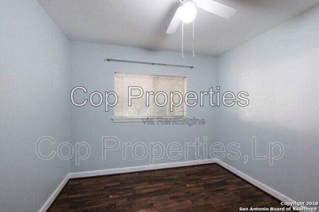 Building Photo - 6234 Welles Creek Dr