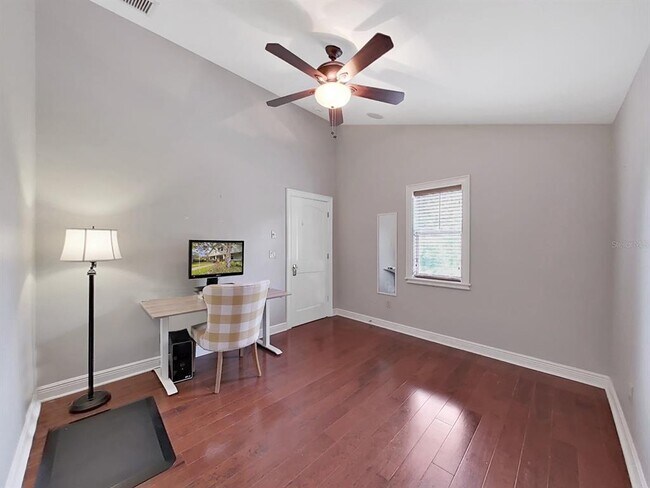 Building Photo - 4313 W Granada St