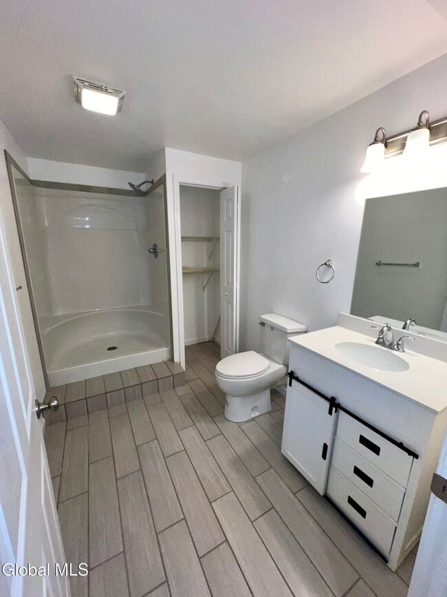 Building Photo - 21 Loughberry Rd