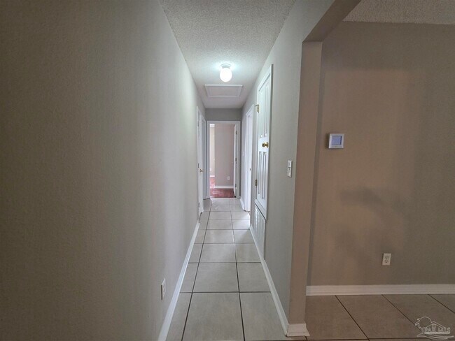 Building Photo - 6913 Hanover Ct