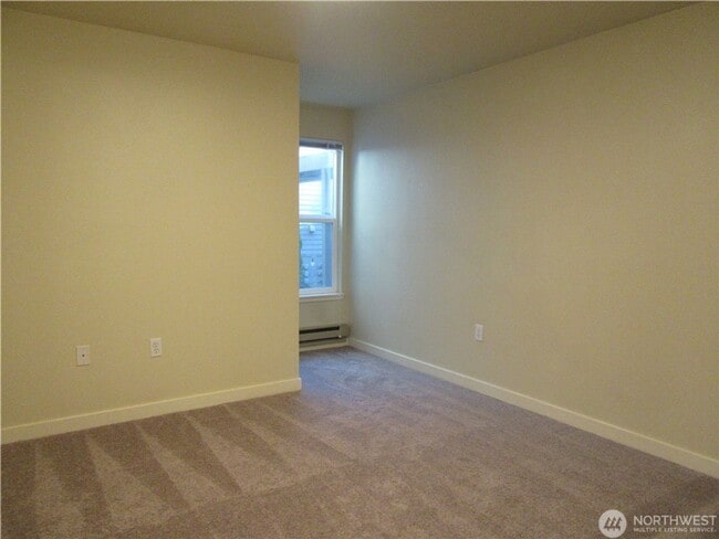 Building Photo - 1Bd/1Ba Issaquah Condo