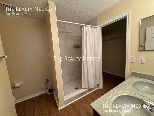 Building Photo - 20515 Macon Pkwy