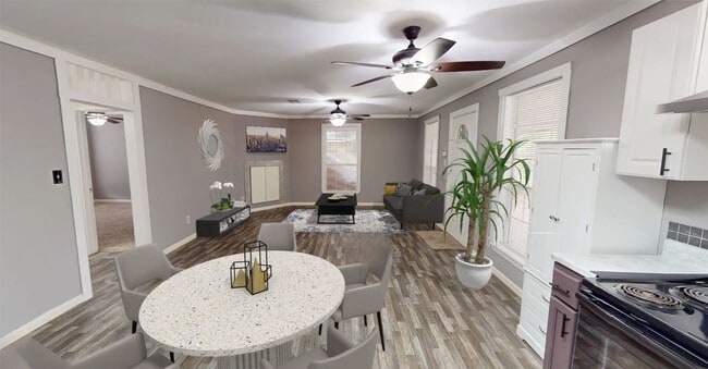 Building Photo - 10983 Maywood St