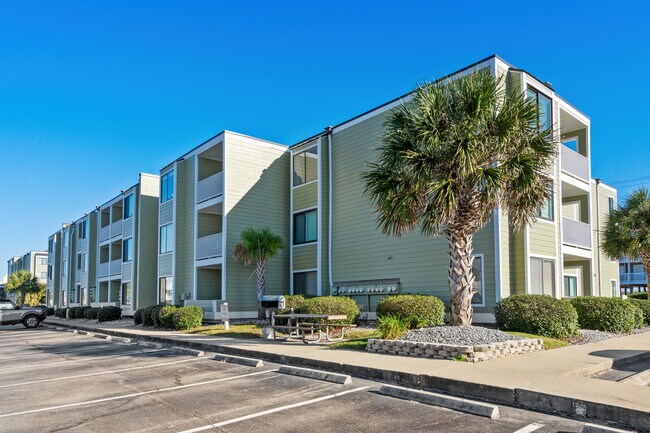 Building Photo - 4801 N Ocean Blvd