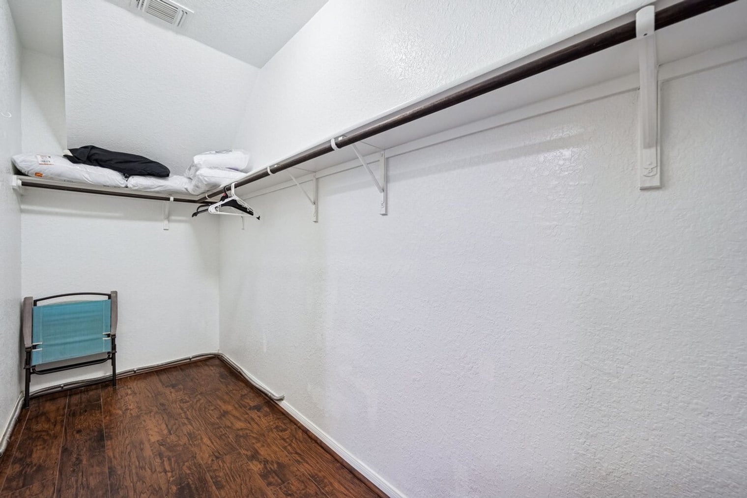 Building Photo - 3204 Ortman Dr