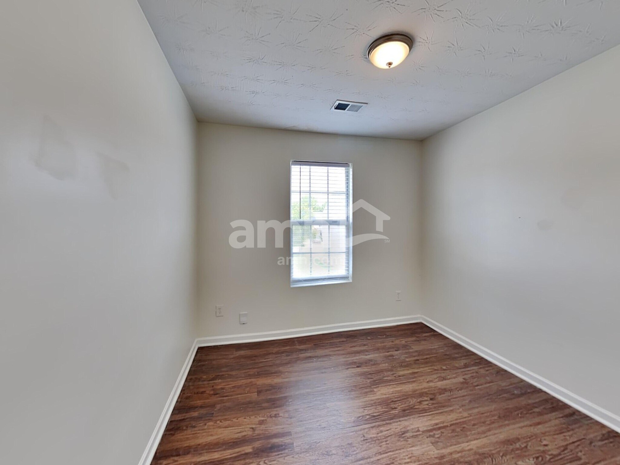 Building Photo - 2540 Marlin Dr