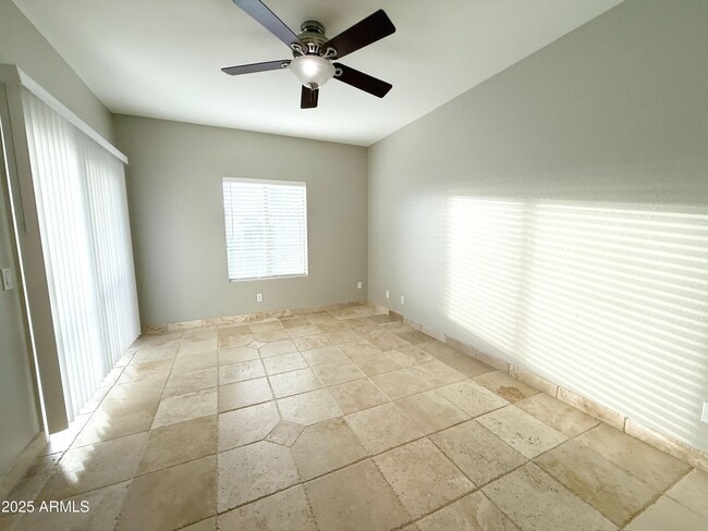 Building Photo - 205 N 74th St