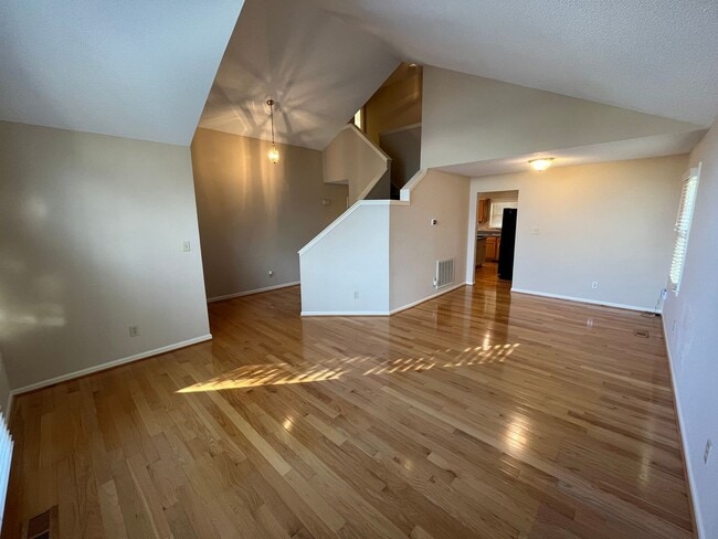 Building Photo - Exceptionally Located 3BD, 2.5BA Cary Home...