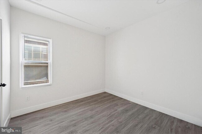 Building Photo - 32 S 62nd St