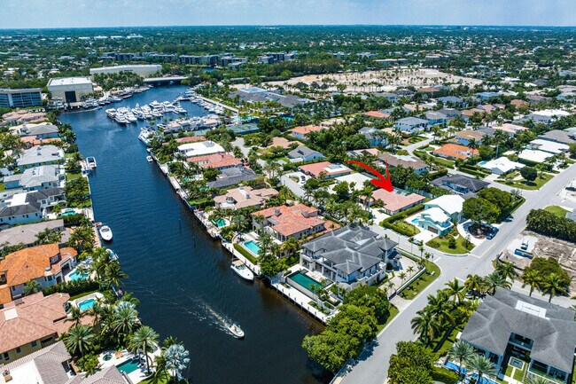 Building Photo - 263 S Maya Palm Dr