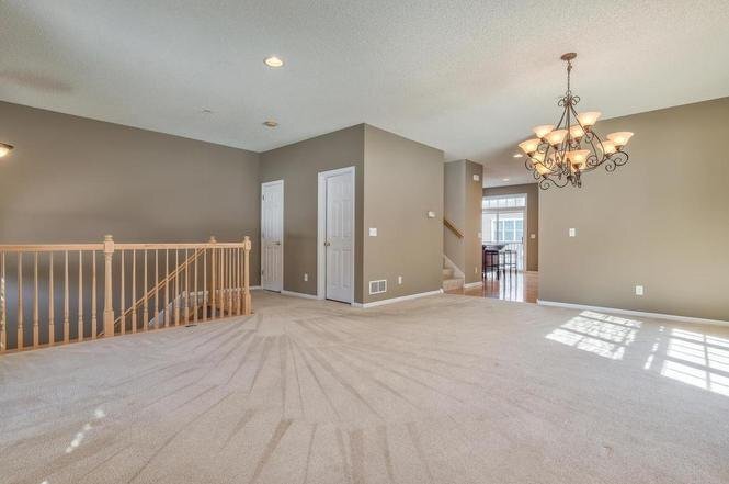 Building Photo - 15624 Lilac Dr