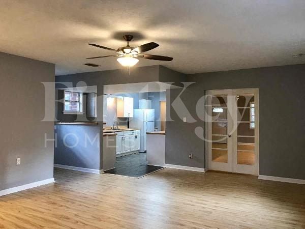 Building Photo - 6003 Holly Bay Dr