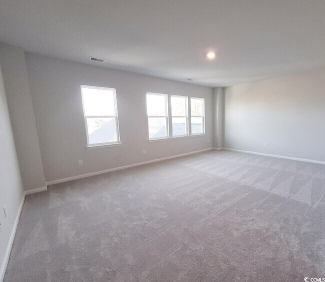 Building Photo - 2602 Blue Crane Cir