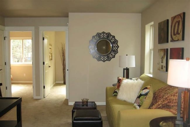 Building Photo - 20256 Badger Rd