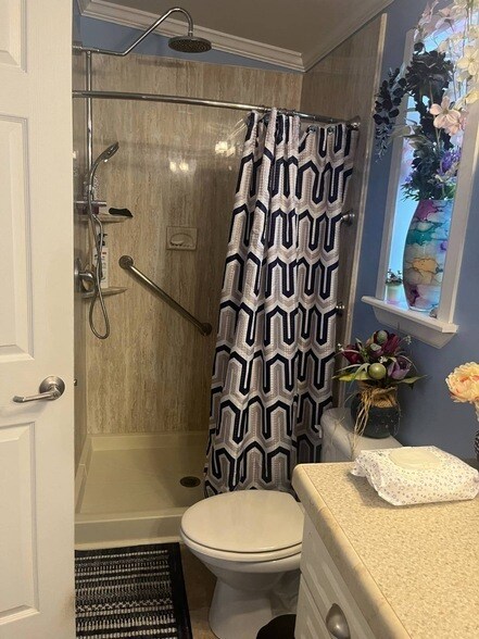 Building Photo - 5904 SW 59th Ln