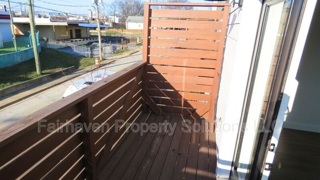 Building Photo - 1978 Mitchell Ave