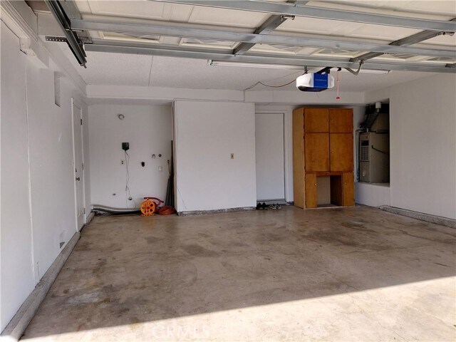 Building Photo - 902 Chaparral Dr