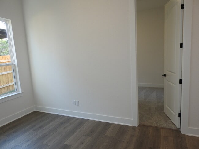 Building Photo - 189 Jackson River Lp