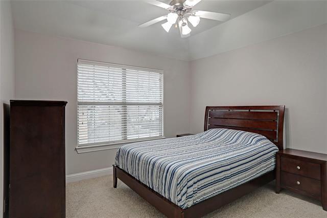 Building Photo - 6010 La Vista Dr