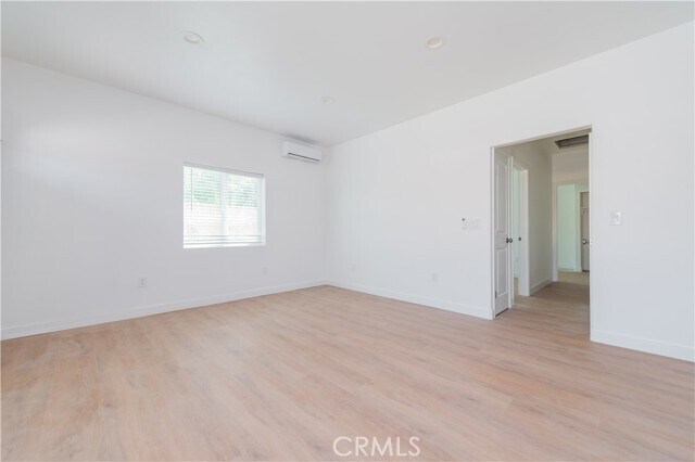 Building Photo - 5033 Sultana Ave