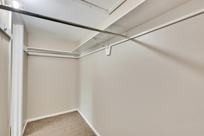 Building Photo - 7920 Rockwood Ln