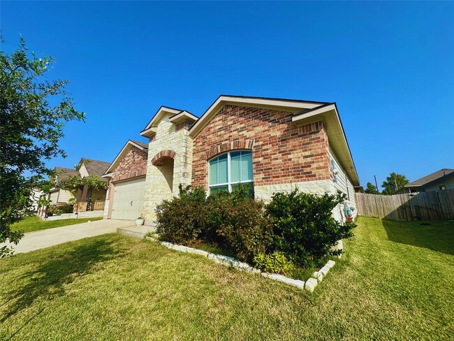 Building Photo - 1006 Fannin St