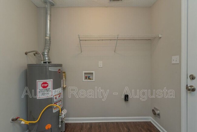 Building Photo - 3609 Stanton Ct