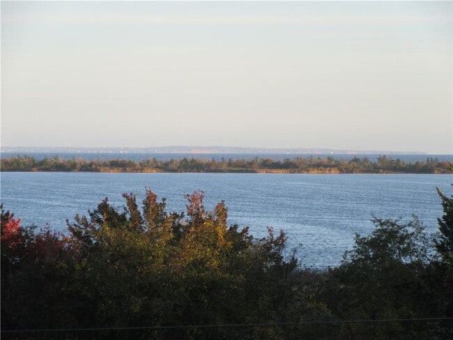 Building Photo - 5443 Post Rd