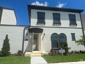Building Photo - 8436 Lyside Dr
