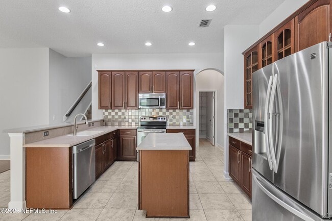 Building Photo - 2908 Woodbridge Crossing Ct