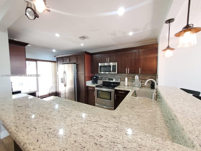 Building Photo - 3619 Torremolinos Ave