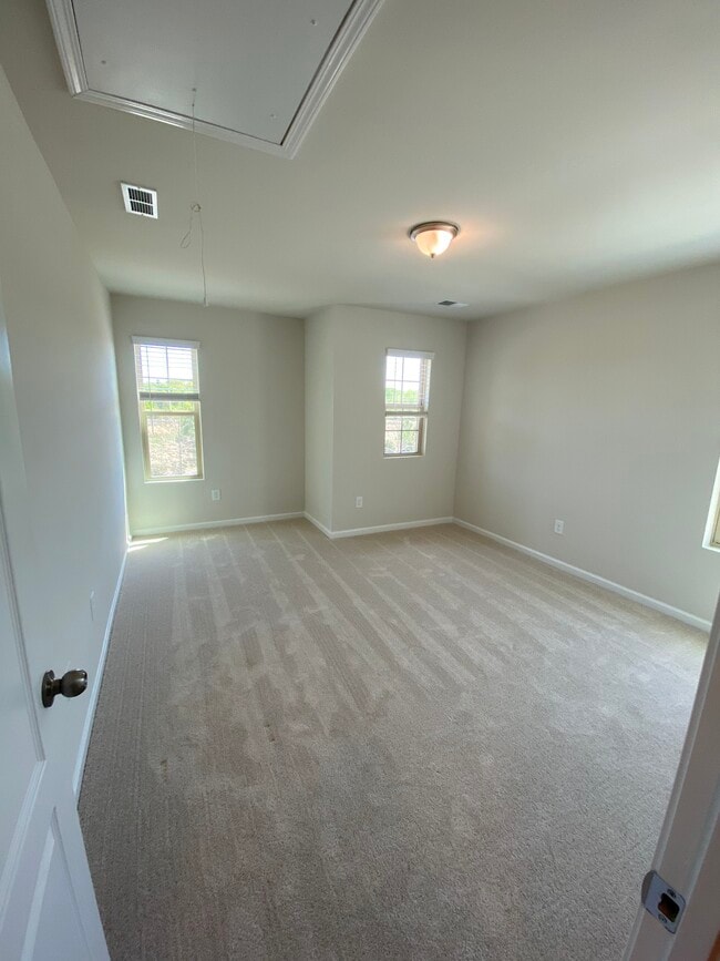 Building Photo - 11122 Westbranch Pkwy