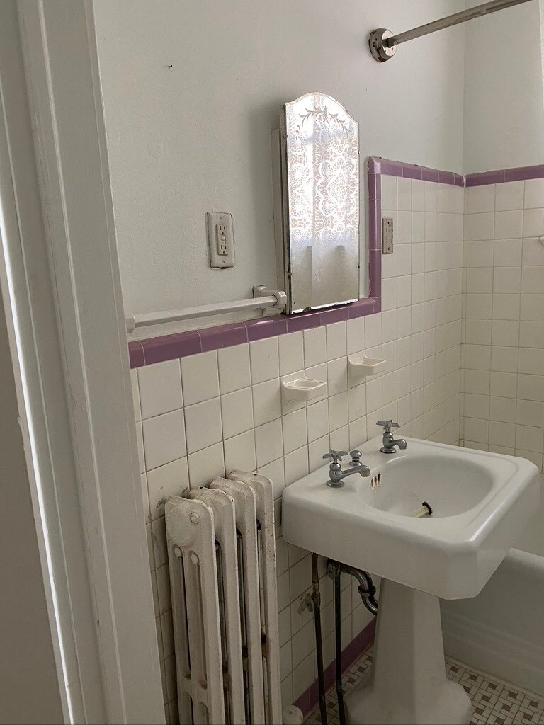 Apartment #1 Bathroom - 336 Main St